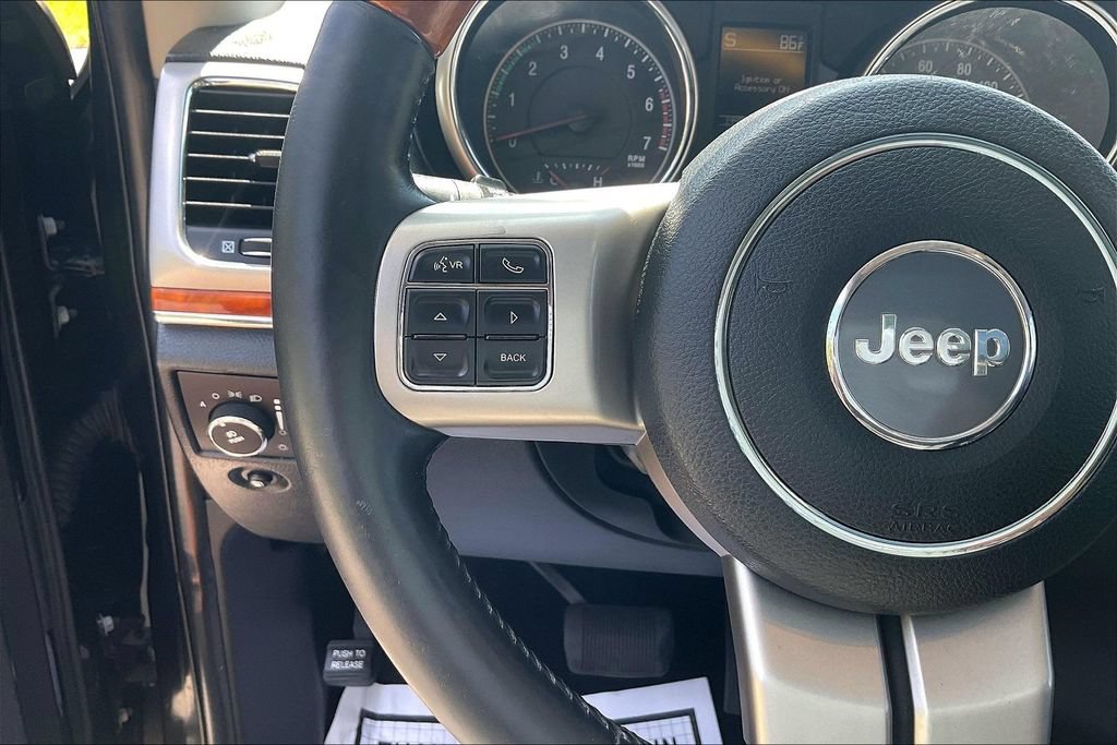 Used 2012 Jeep Grand Cherokee Overland AWD/4WD image 12
