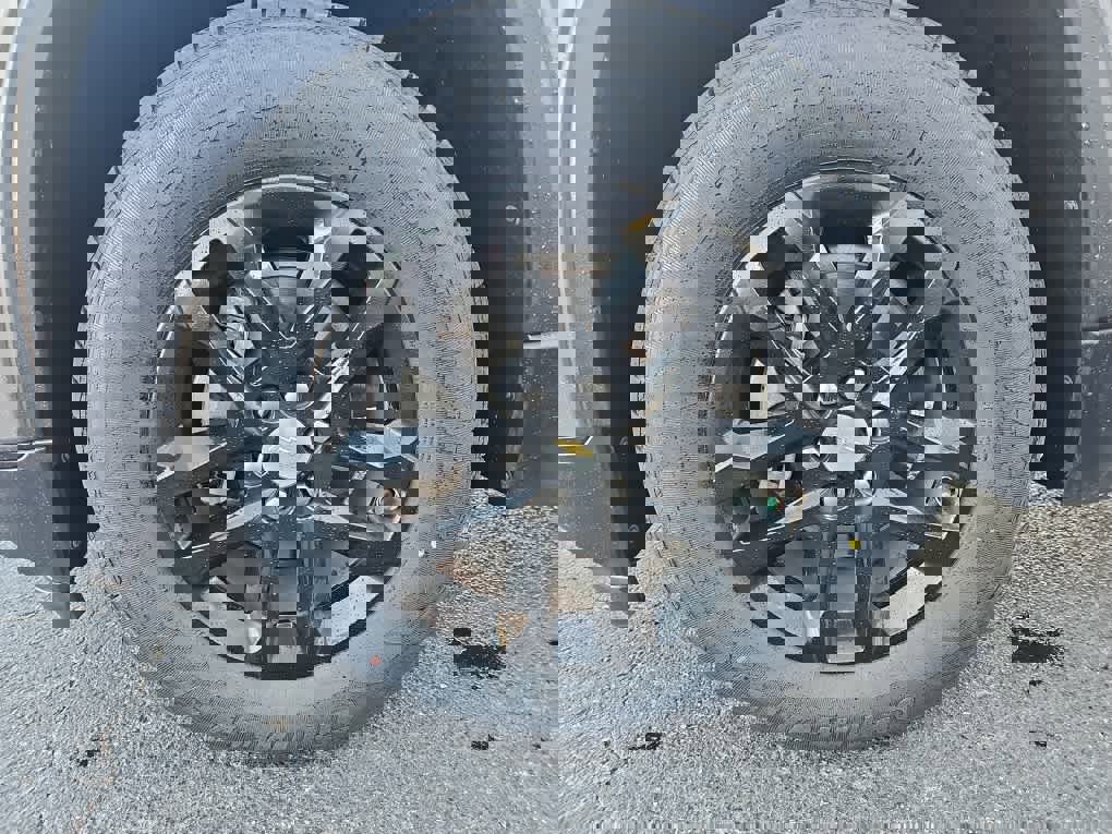 Used 2019 Chevrolet Traverse LS image 9