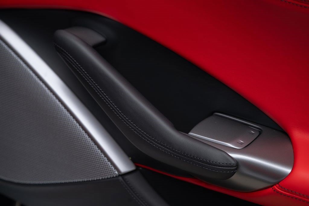 Used 2022 Ferrari Portofino M RWD image 59