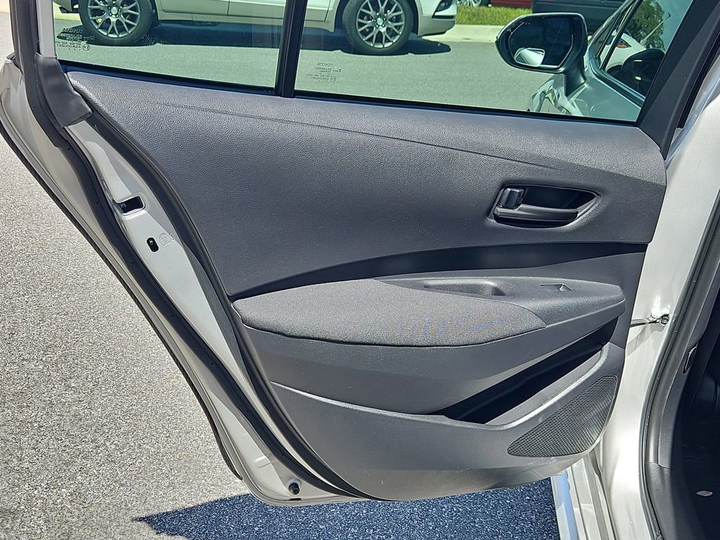 Used 2023 Toyota Corolla LE FWD image 13