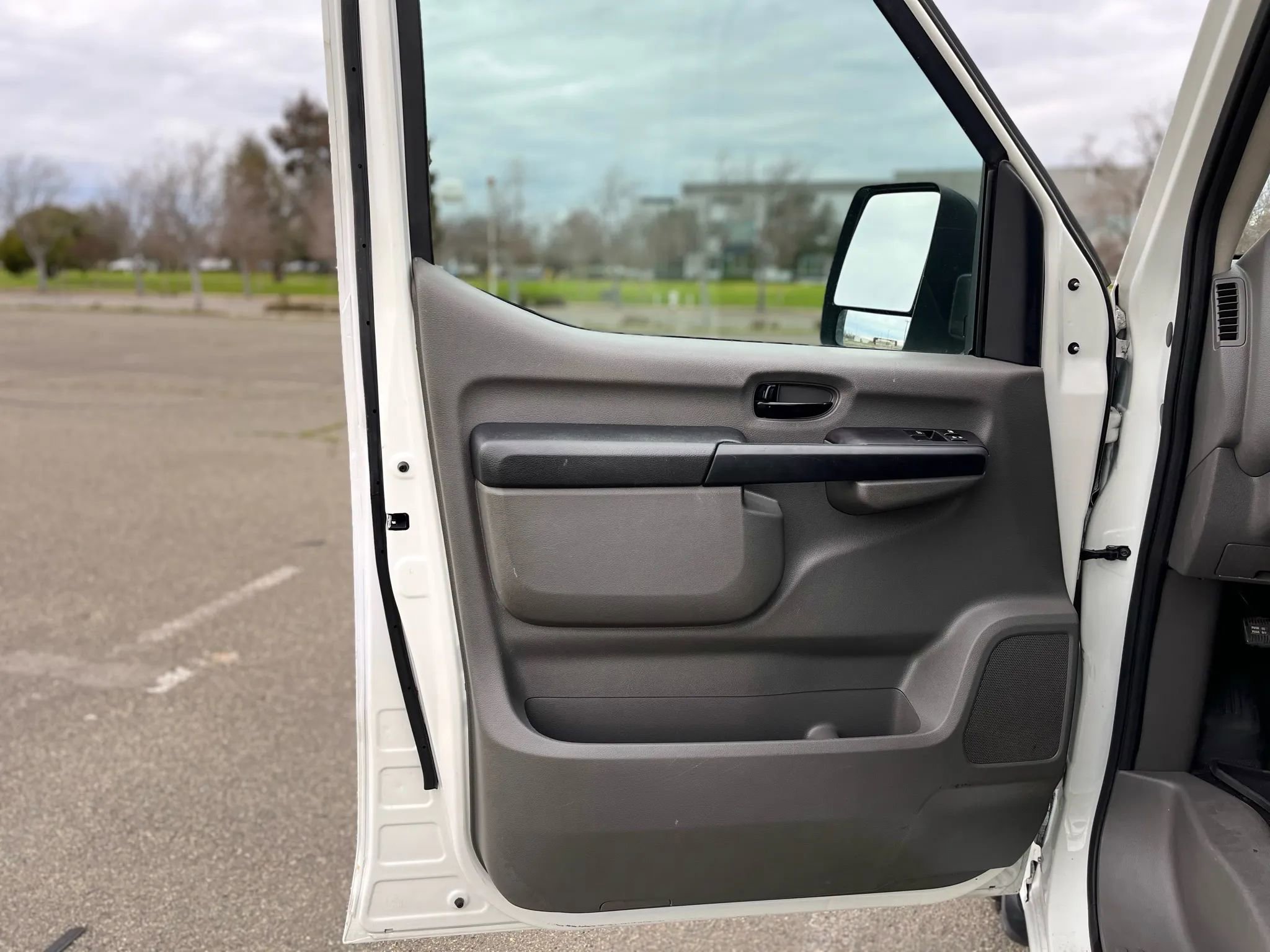 Used 2018 Nissan NV 1500 S image 13