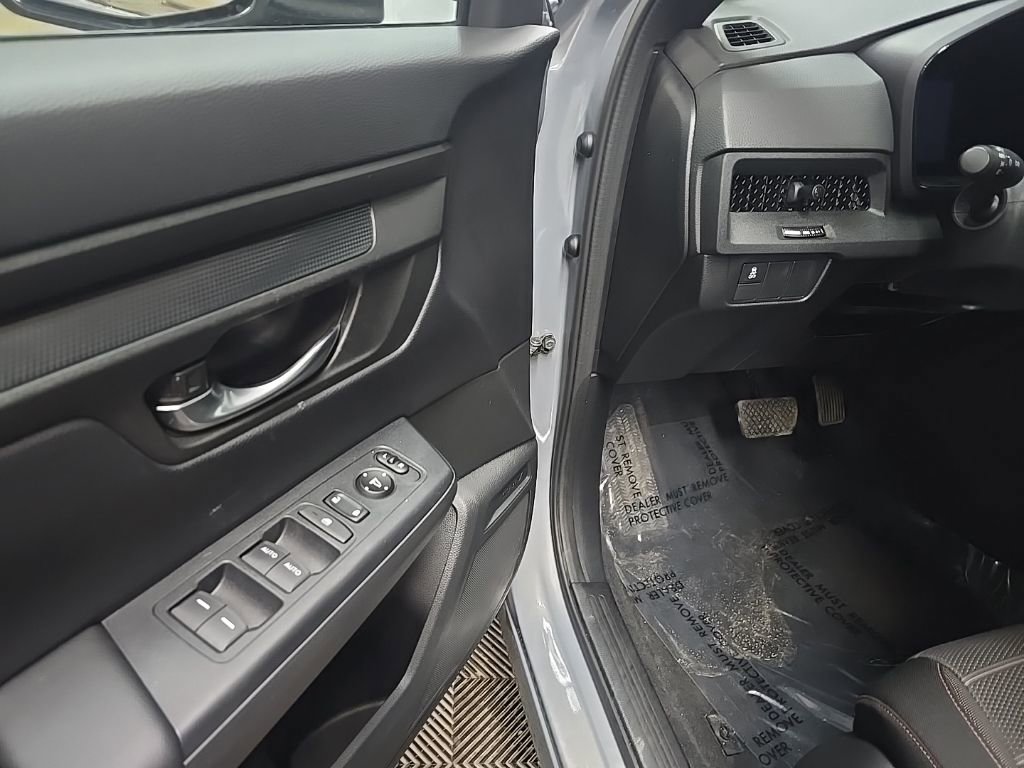 Used 2023 Honda CR-V Sport image 27