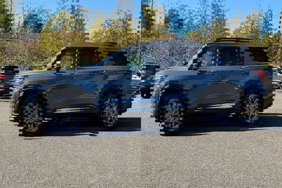 New 2025 Ford Explorer Active w/ Active Comfort Package image 6