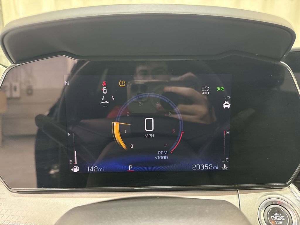 Certified 2024 Chevrolet Trax LT w/ Driver Confidence Package image 16