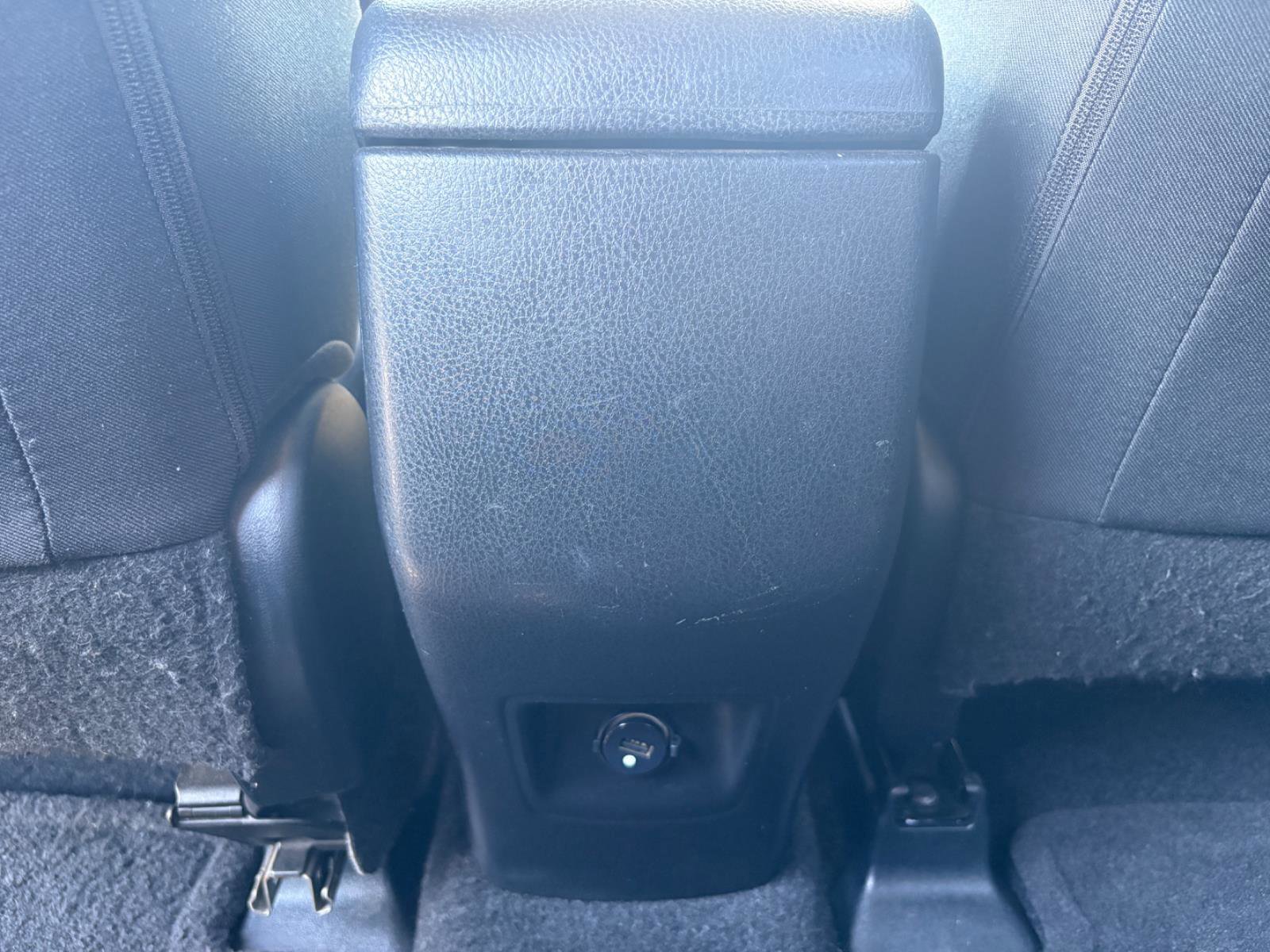Used 2017 Toyota RAV4 XLE FWD image 18