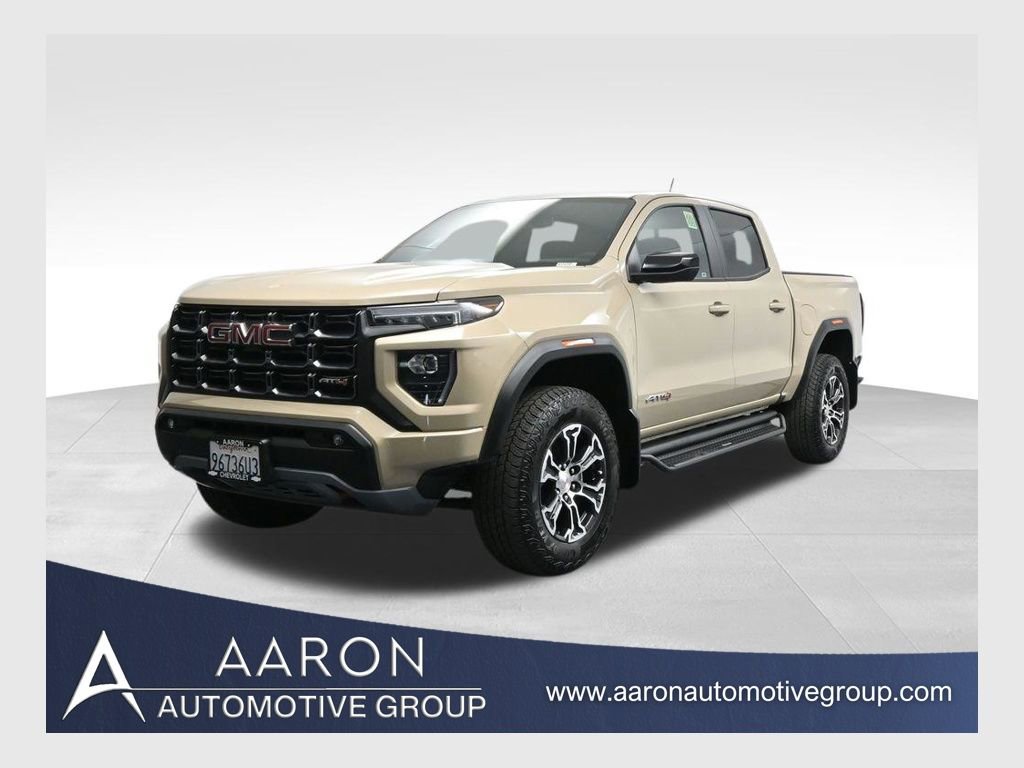 Used 2023 GMC Canyon AT4 w/ AT4 Premium Package AWD/4WD image 1