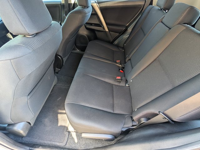 Used 2017 Toyota RAV4 LE FWD image 17
