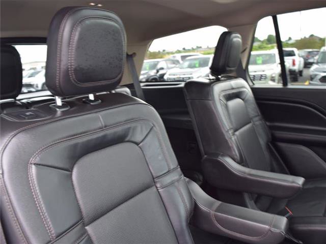 Used 2023 Lincoln Aviator Reserve image 39