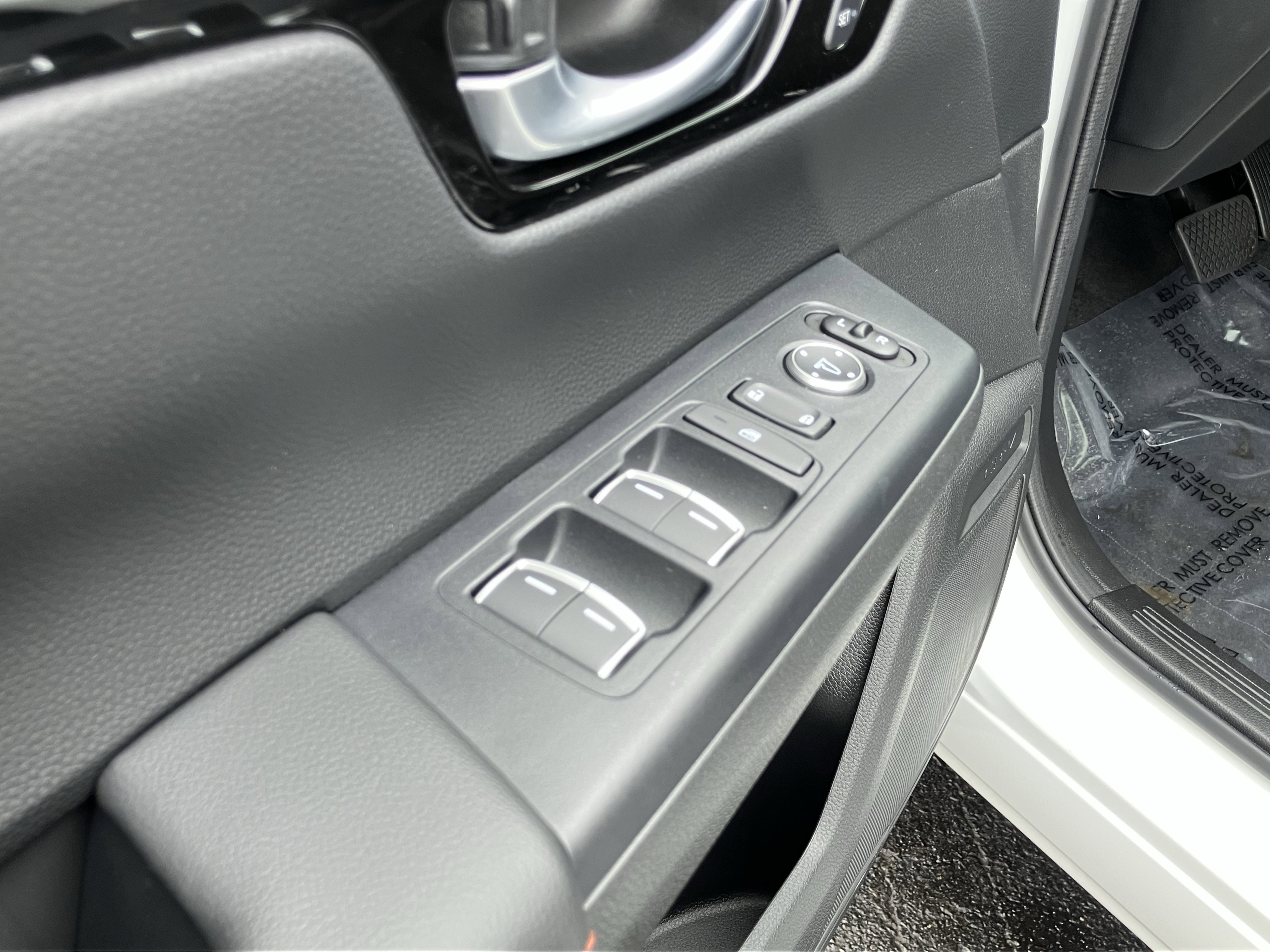 Used 2024 Honda CR-V Sport Touring image 15