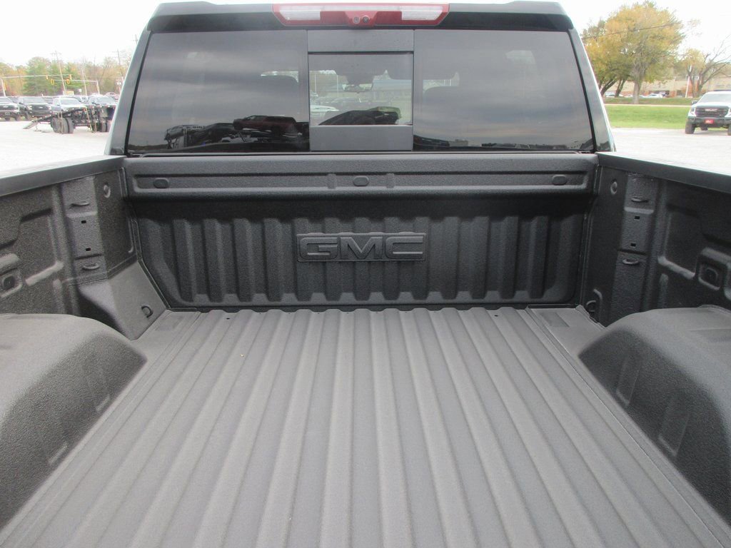 New 2026 GMC Sierra 1500 AT4 w/ AT4 Premium Package image 6