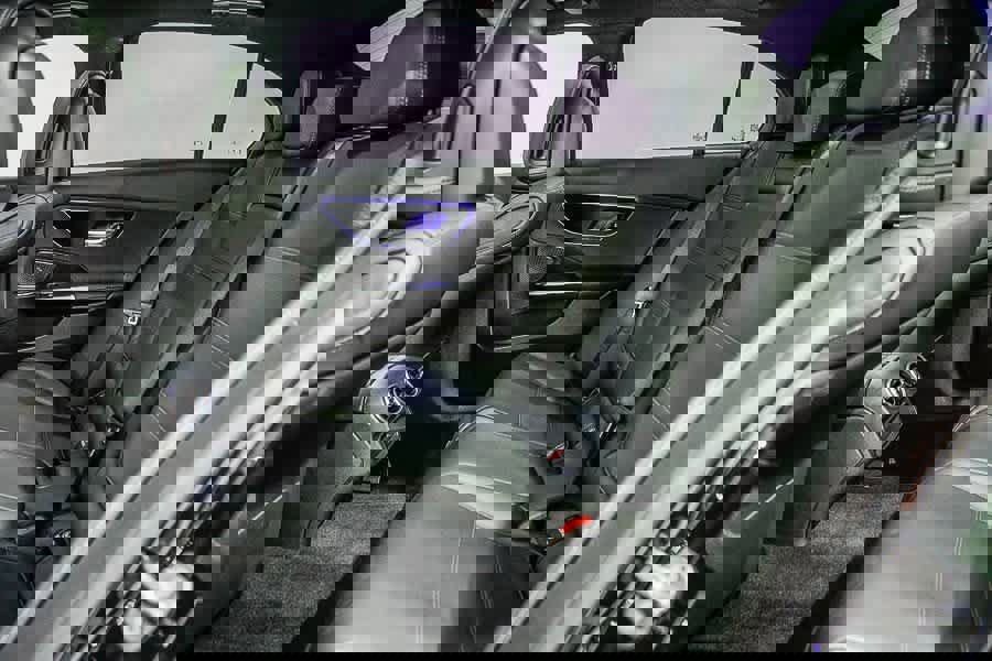 Used 2025 Mercedes-Benz C 300 Sedan image 18