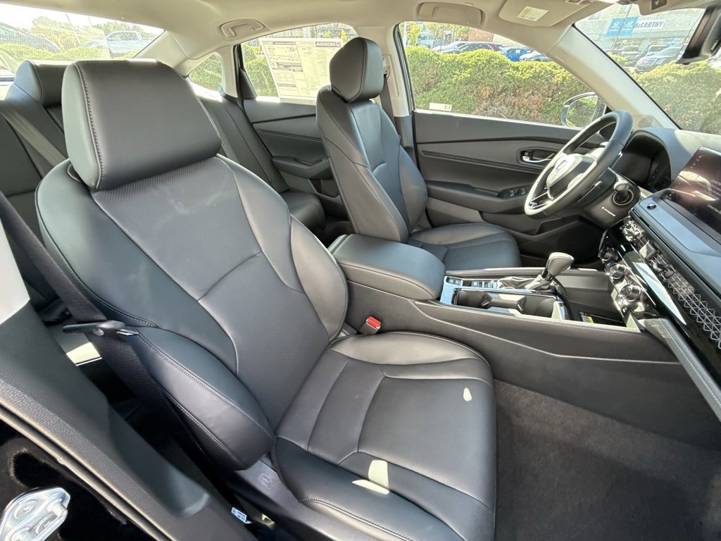 Used 2025 Honda Accord EX-L image 41