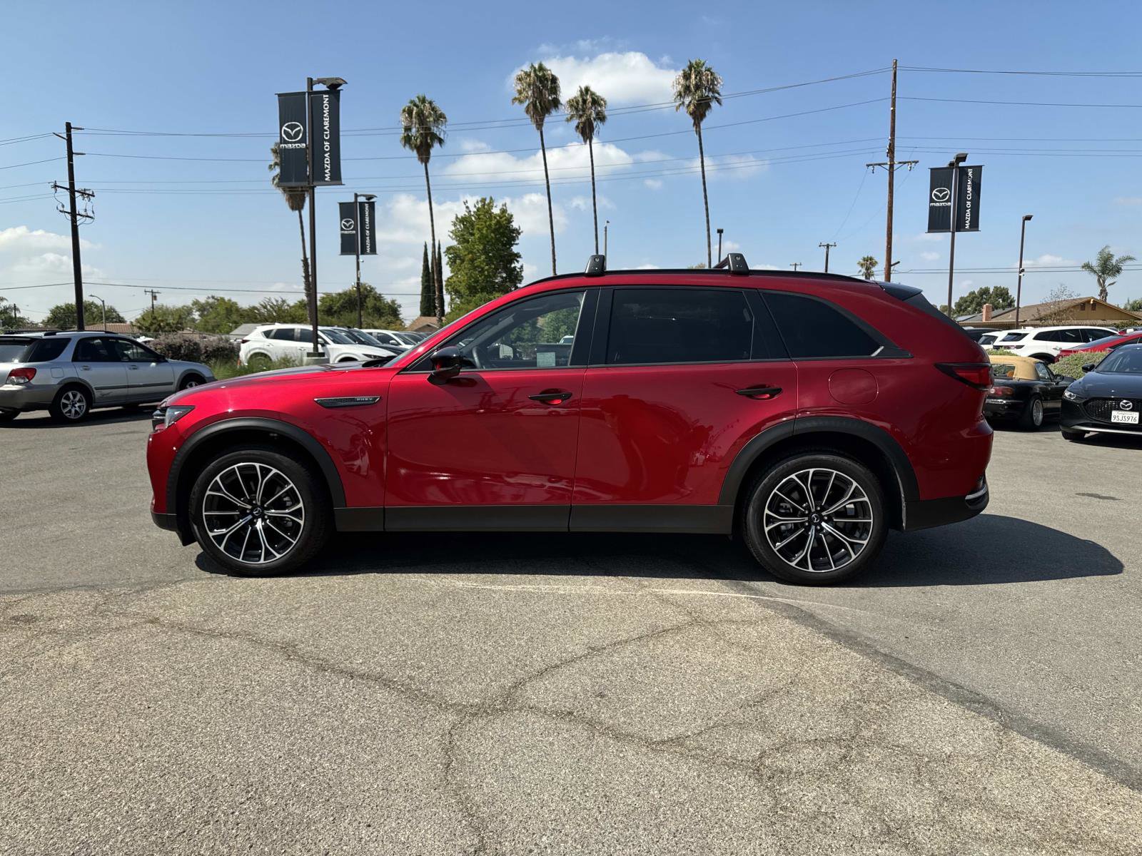 Certified 2025 MAZDA CX-70 Plug-In Hybrid w/ Premium Plus image 7