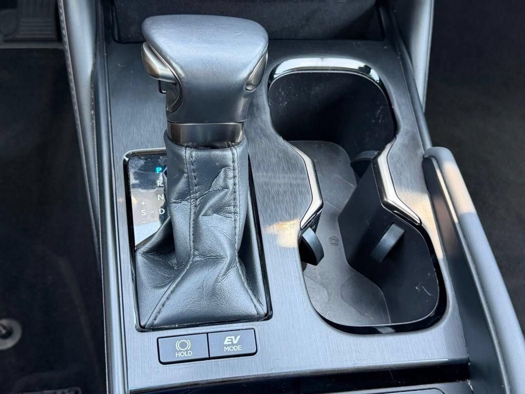 Used 2024 Lexus ES 300h w/ Premium Package FWD image 22