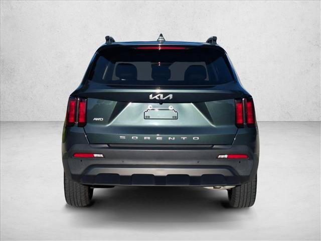 Used 2022 Kia Sorento S w/ Panoramic Sunroof Package AWD/4WD image 4