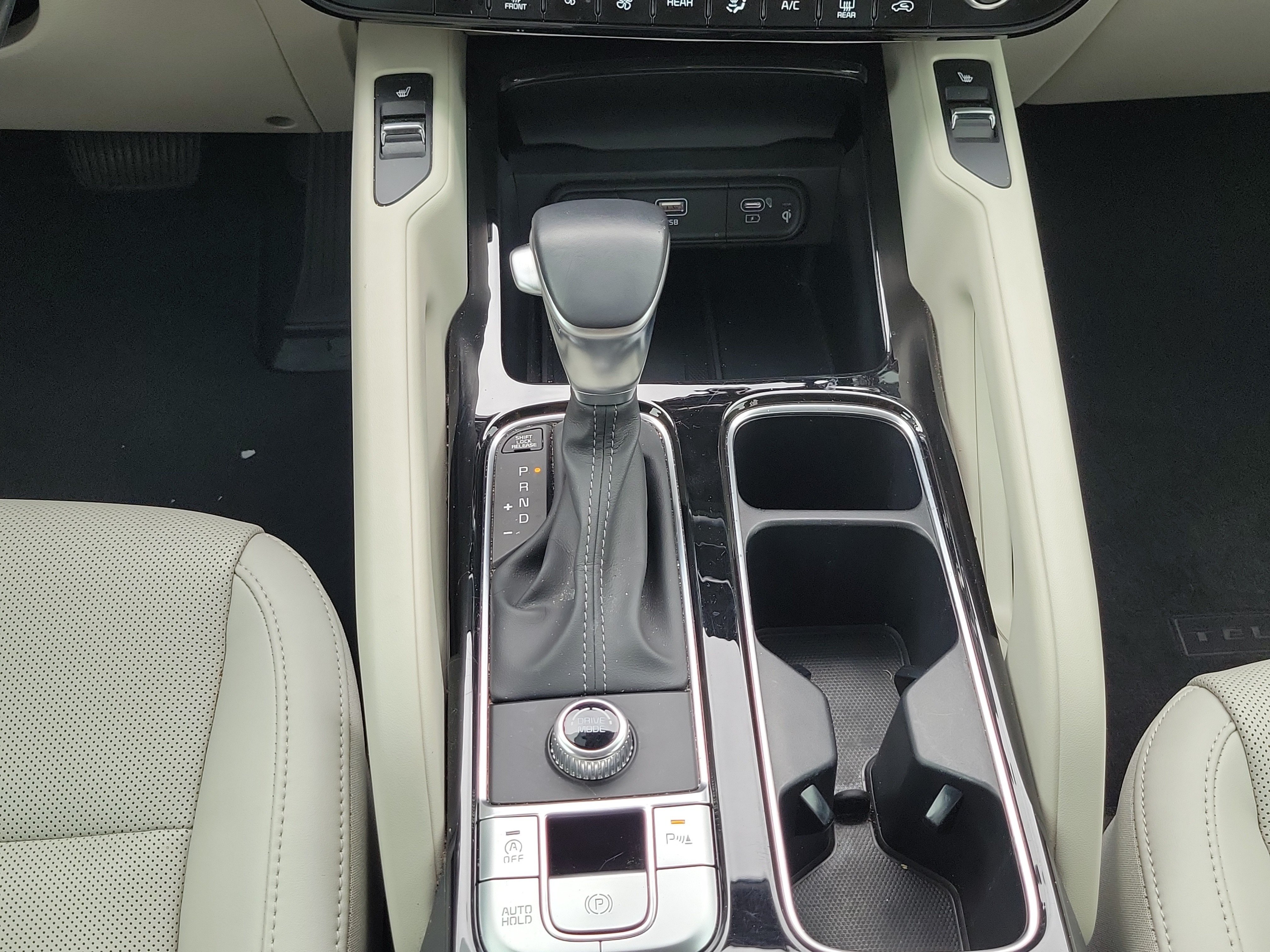 Used 2024 Kia Telluride S w/ S Sunroof Package FWD image 16
