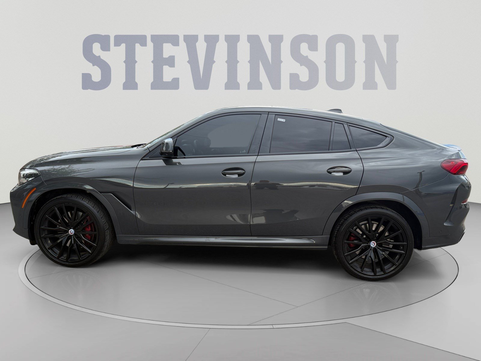 Used 2023 BMW X6 M50i w/ Parking Assistance Package AWD/4WD image 2