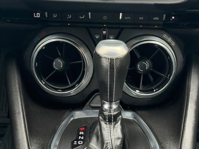 Used 2018 Chevrolet Camaro LT image 4