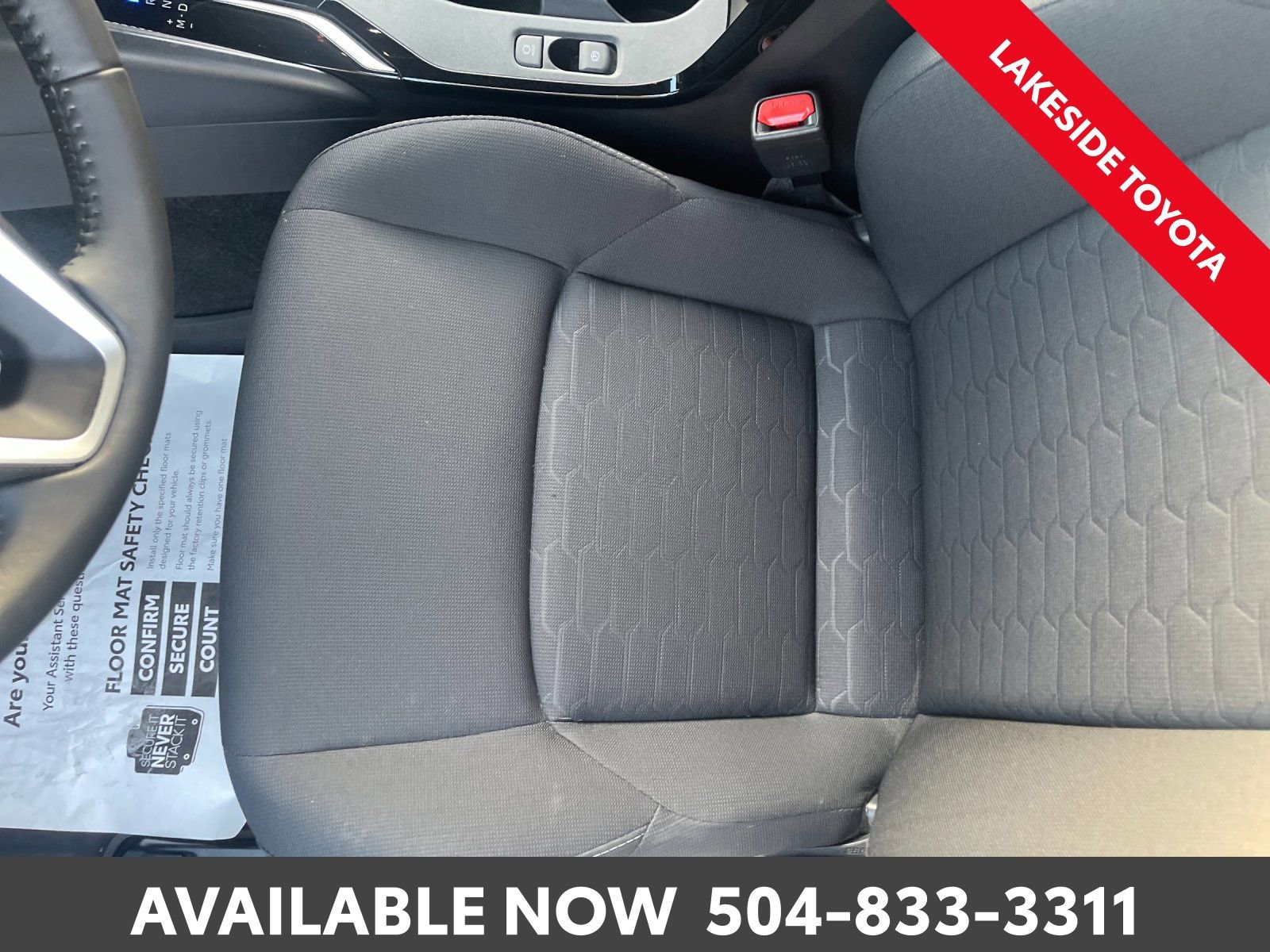 Used 2024 Toyota Corolla SE image 30