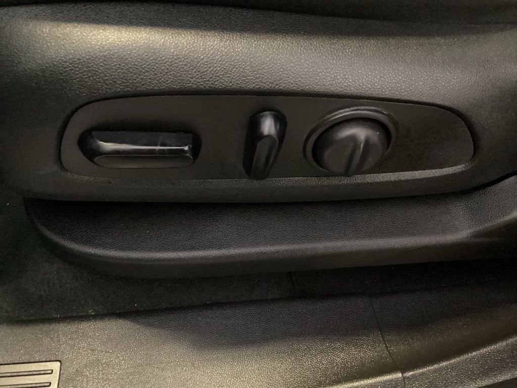 Used 2023 Chevrolet Equinox LT AWD/4WD image 19