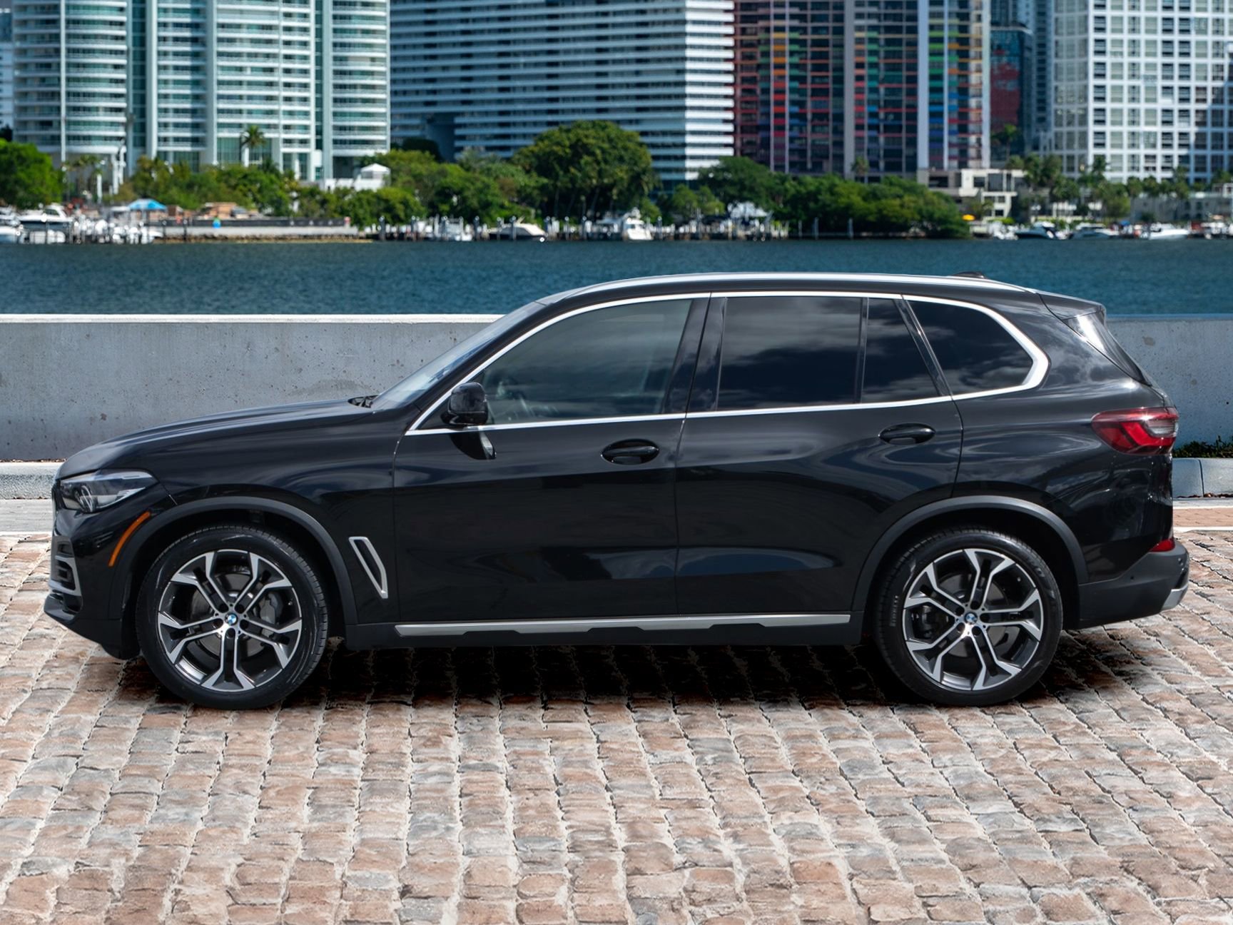 Used 2022 BMW X5 sDrive40i w/ Premium Package image 8