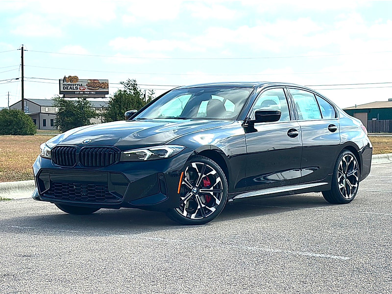 New 2026 BMW 330i Sedan w/ M Sport Package RWD image 2