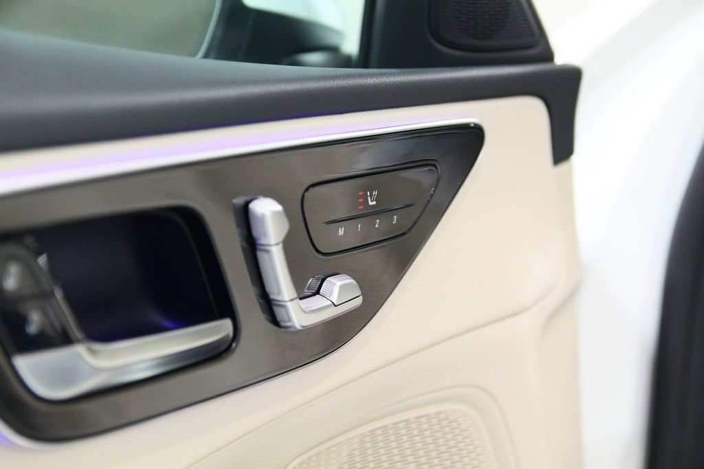 Certified 2025 Mercedes-Benz C 300 4MATIC Sedan image 19