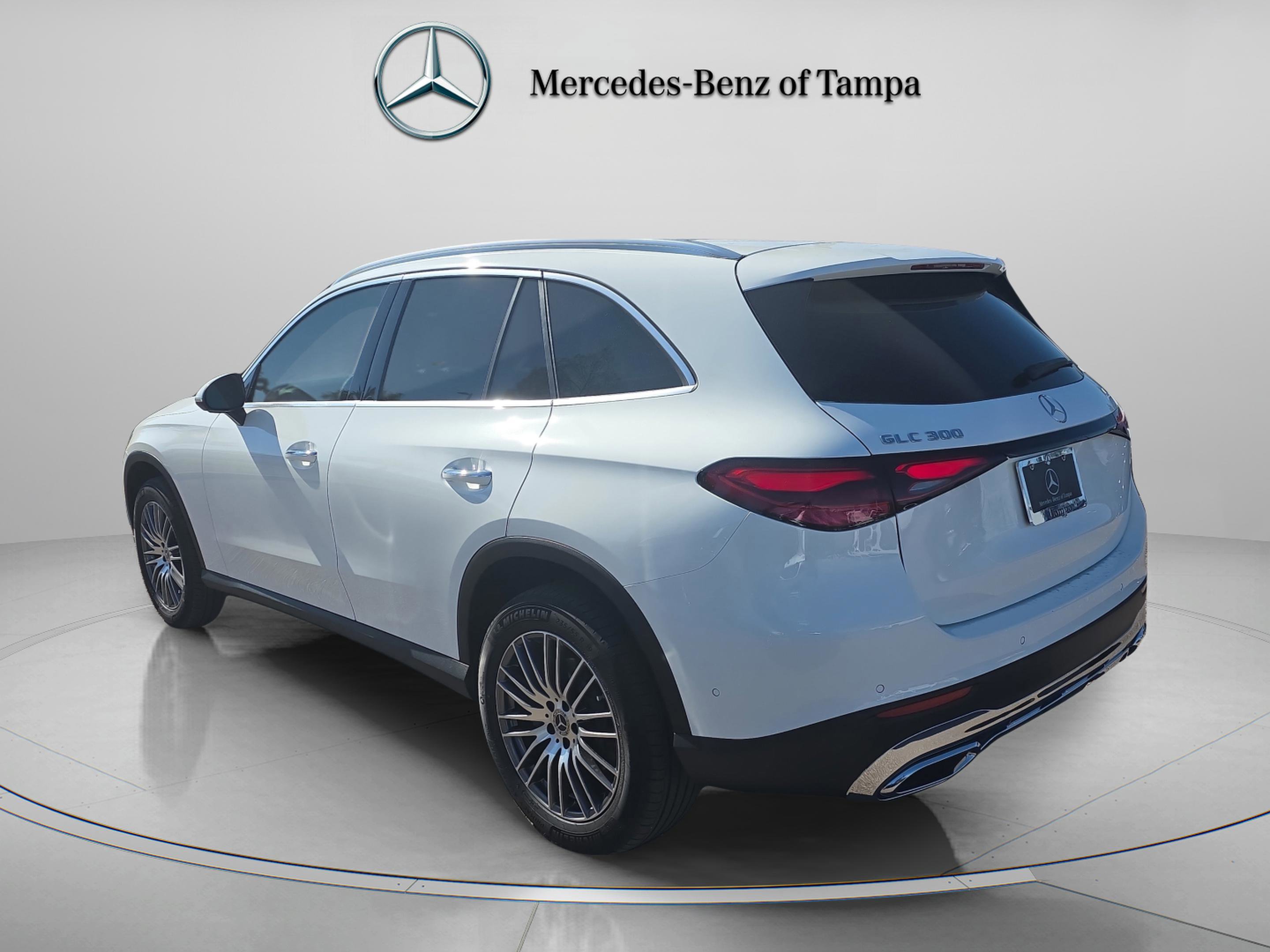 Certified 2026 Mercedes-Benz GLC 300 image 3