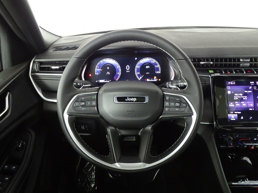 New 2025 Jeep Grand Cherokee L Laredo w/ Luxury Tech Group I image 25