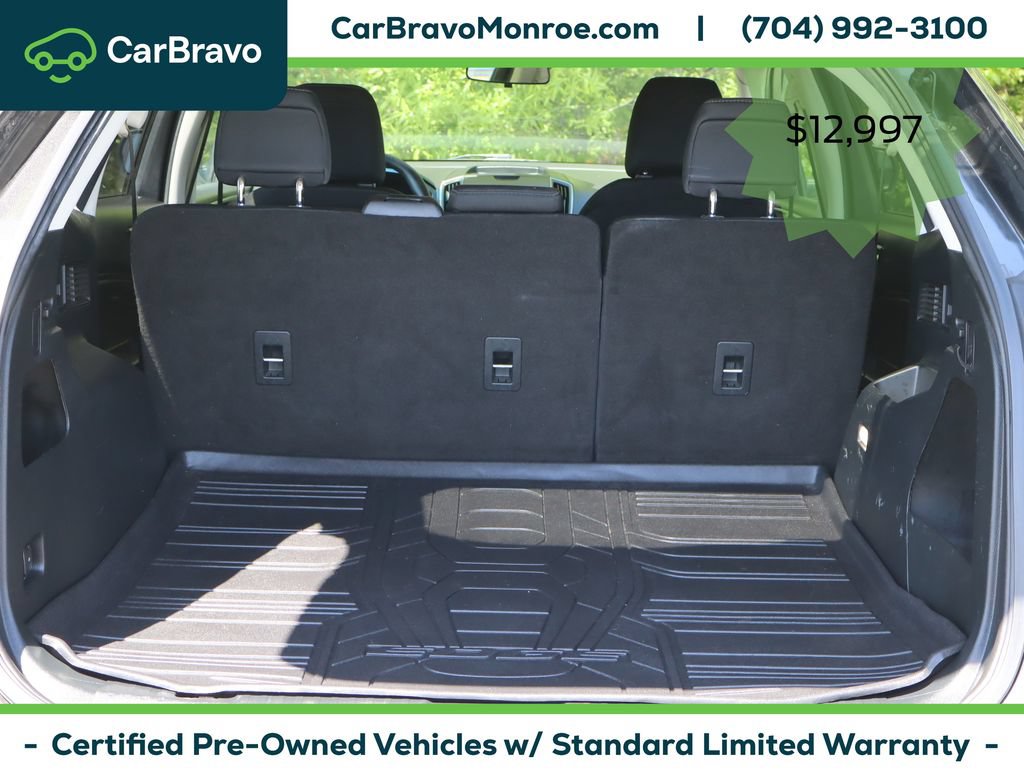 Used 2020 Ford Edge SE w/ Cargo Accessory Package FWD image 35