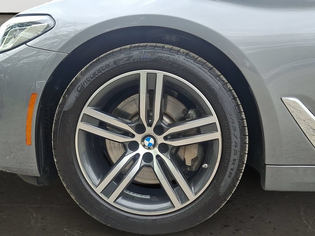Used 2023 BMW 530i xDrive w/ Convenience Package AWD/4WD image 9