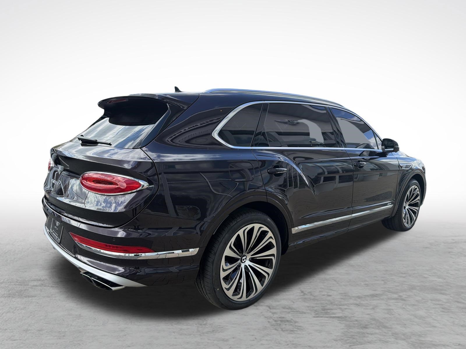 Used 2024 Bentley Bentayga Extended Wheelbase AWD/4WD image 11