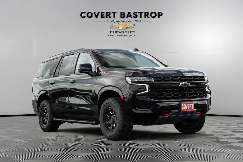 Used 2023 Chevrolet Tahoe Z71 w/ Luxury Package AWD/4WD image 5