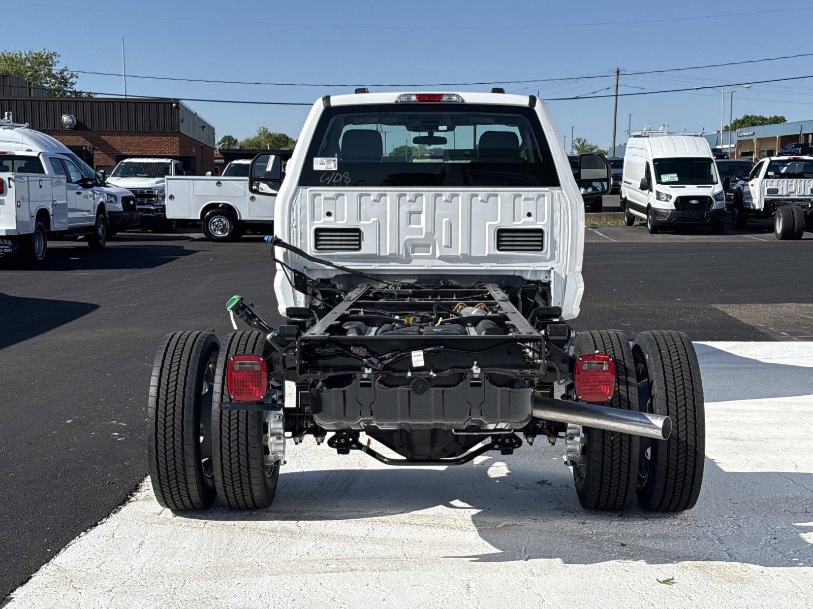 New 2026 Ford F550 4x4 Regular Cab Super Duty image 4