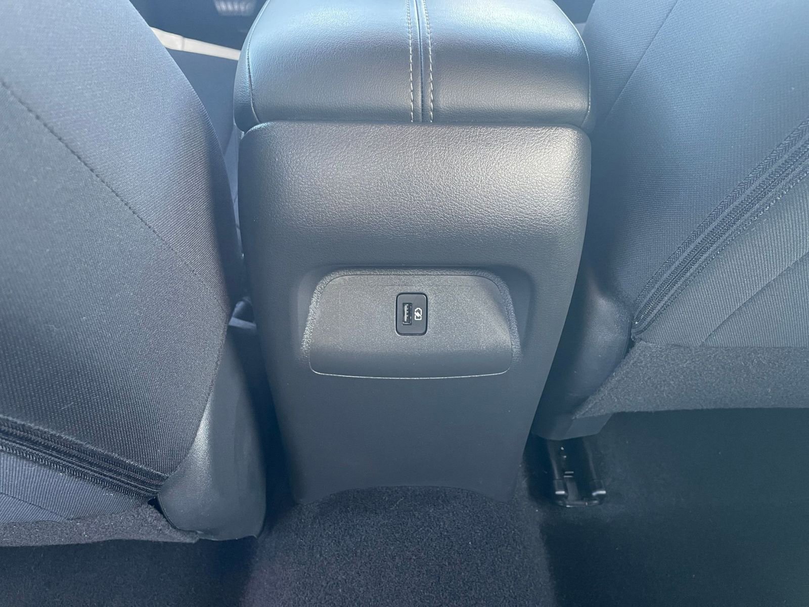 Used 2025 Nissan Sentra SV image 24