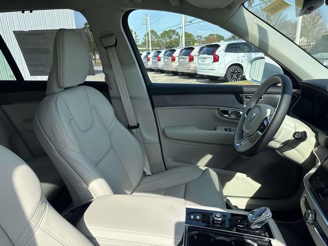 New 2026 Volvo XC90 B6 Ultra w/ Protection Package image 10