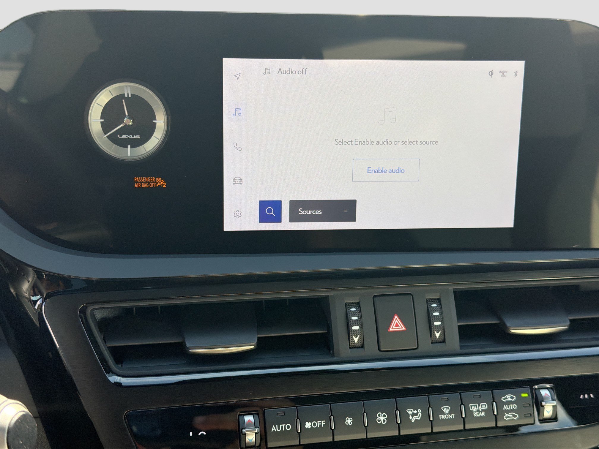 Used 2023 Lexus ES 350 F Sport w/ Accessory Package (Z2) FWD image 32