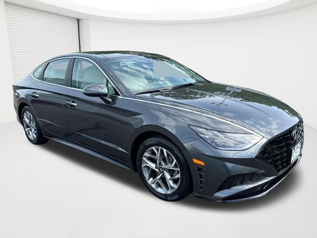 Certified 2023 Hyundai Sonata SEL w/ Convenience Package FWD image 3