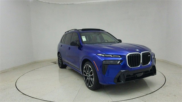 Used 2025 BMW X7 M60i image 69