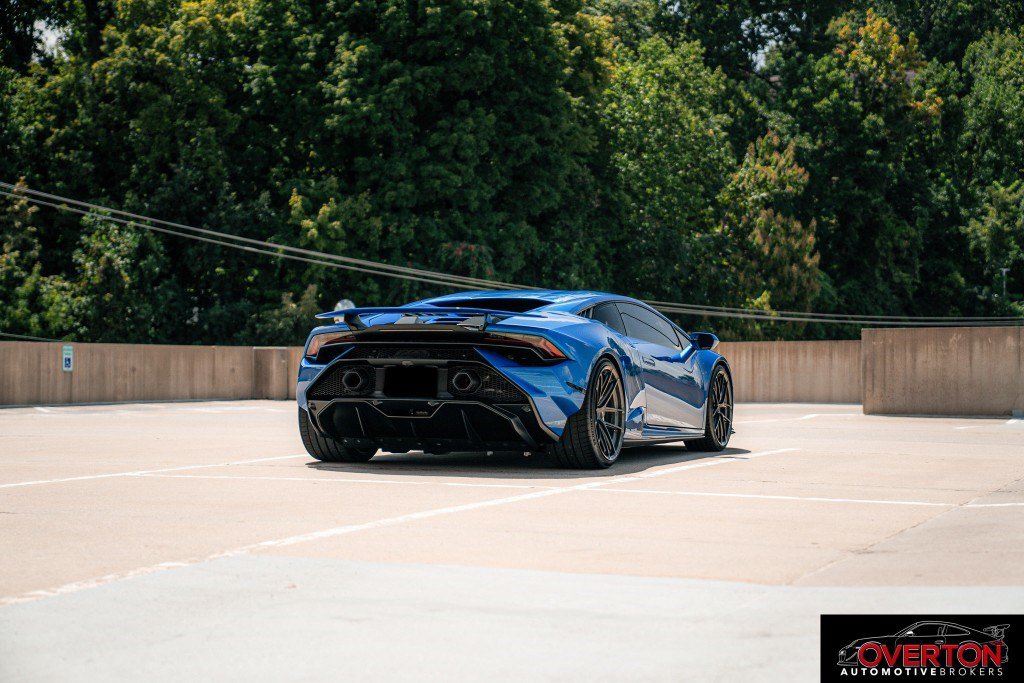 Used 2023 Lamborghini Huracan Tecnica RWD image 8