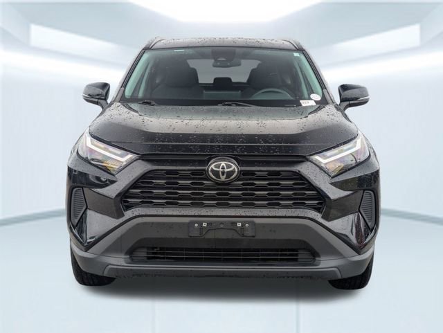 Used 2023 Toyota RAV4 XLE image 10