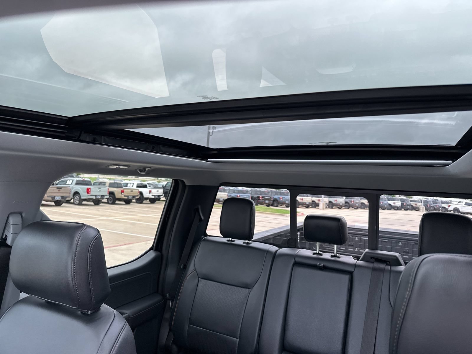 New 2025 Ford F350 Lariat w/ Lariat Ultimate Package AWD/4WD image 31