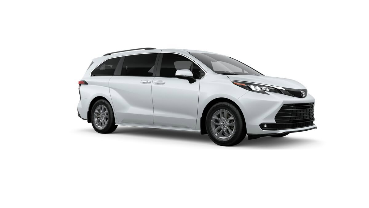 New 2026 Toyota Sienna XLE image 14