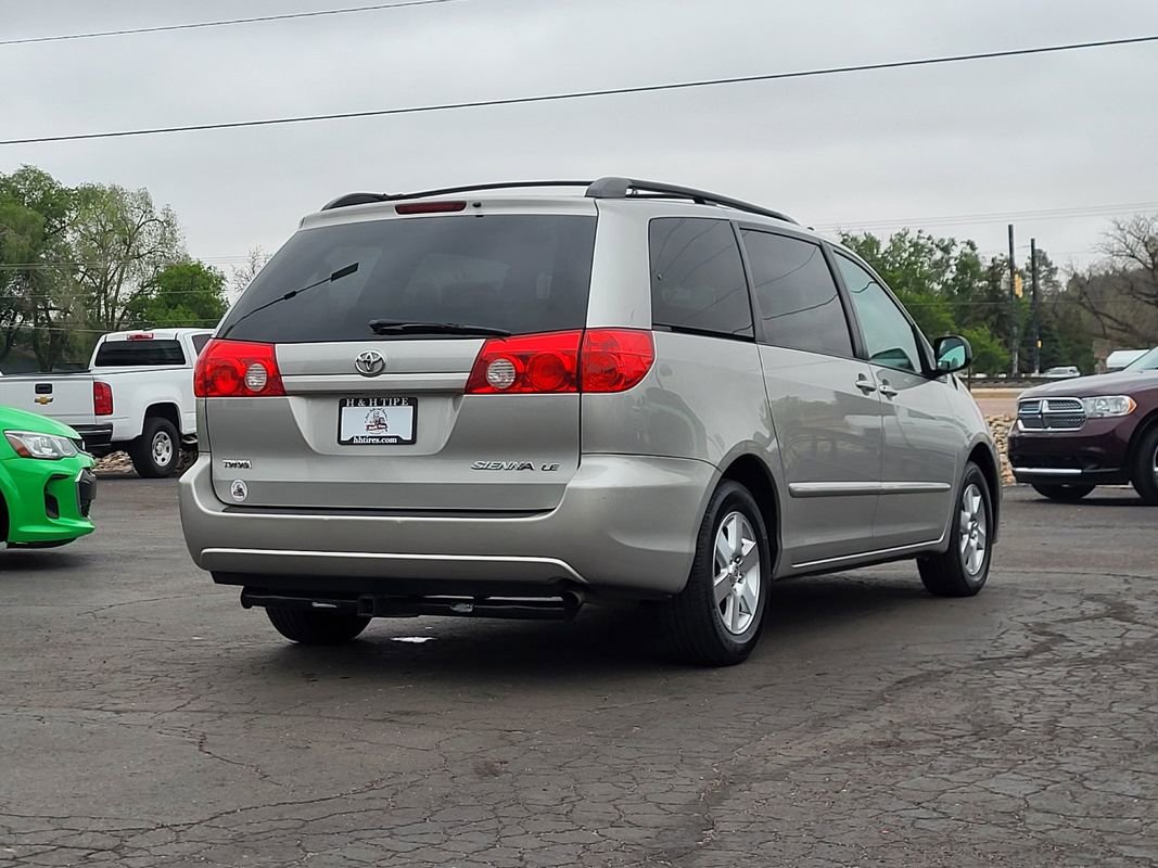 Used 2008 Toyota Sienna LE FWD image 9