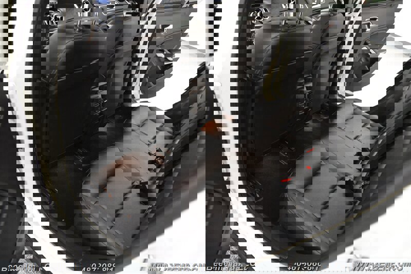 Used 2018 Mercedes-Benz GLA 250 4MATIC w/ Premium Package image 26