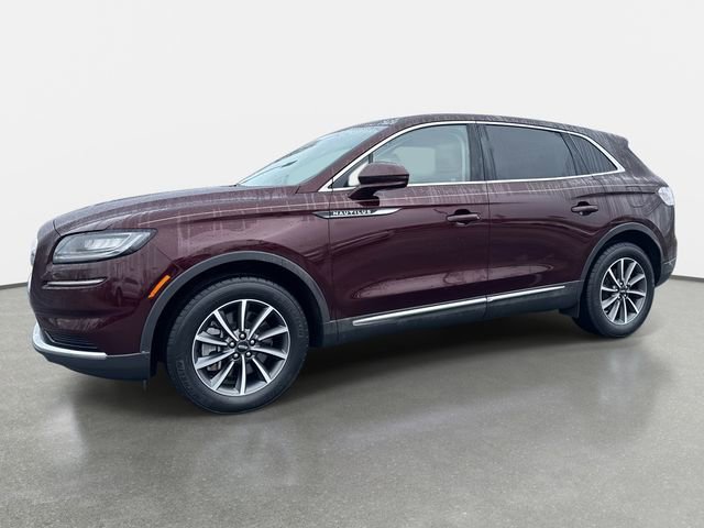Used 2022 Lincoln Nautilus FWD image 2