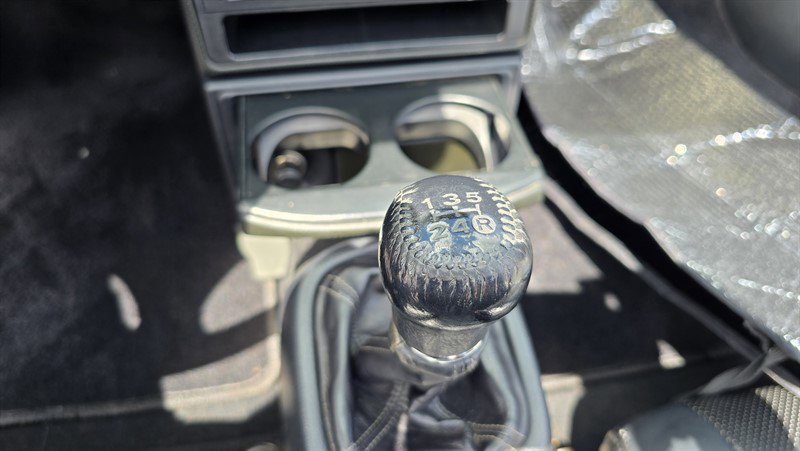 Used 2001 Toyota MR2 image 19