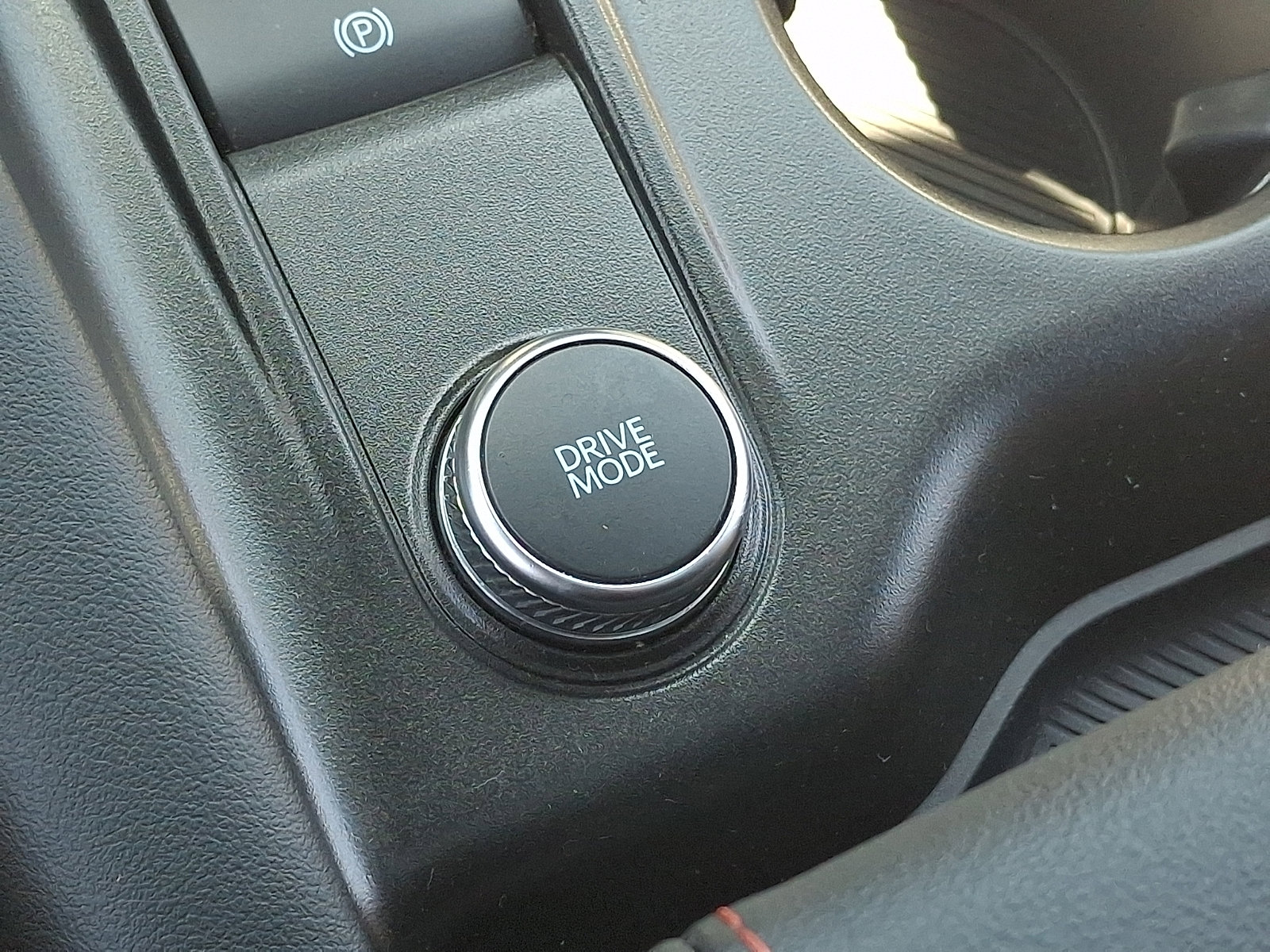 Used 2025 Ford Explorer ST-Line AWD/4WD image 31