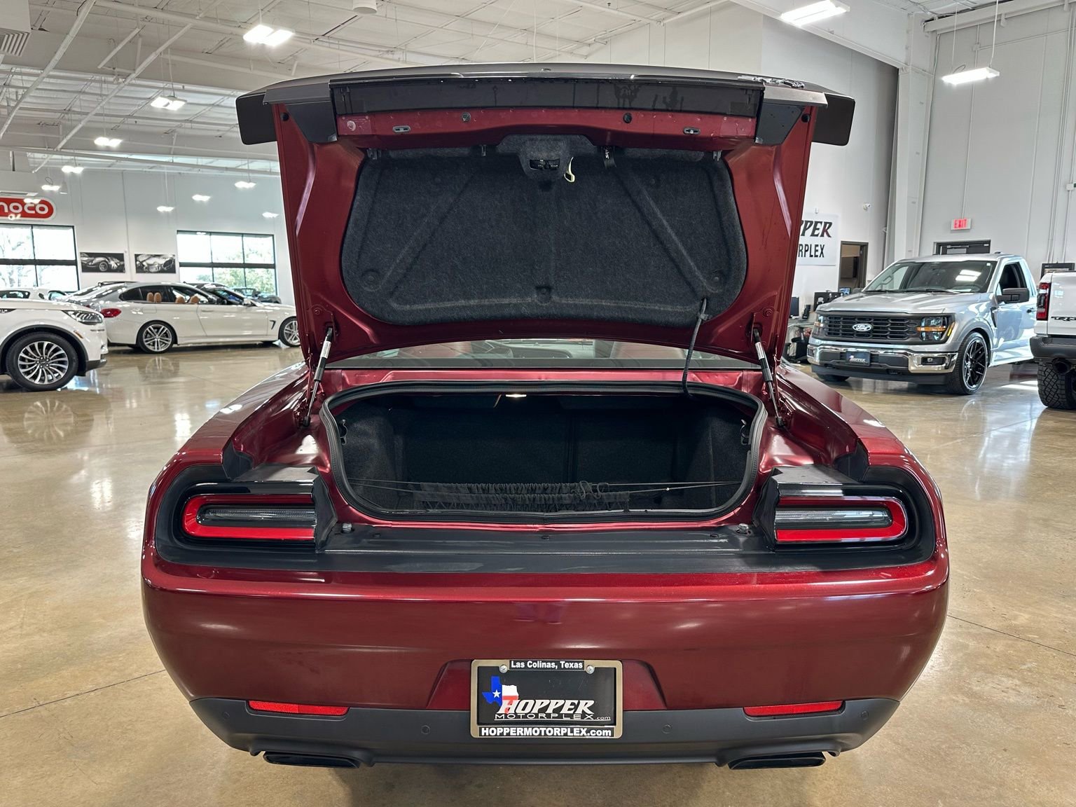 Used 2018 Dodge Challenger SRT Hellcat image 43