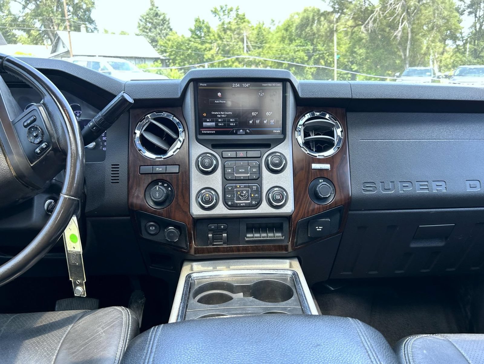 Used 2015 Ford F250 Lariat w/ Lariat Ultimate Package AWD/4WD image 14